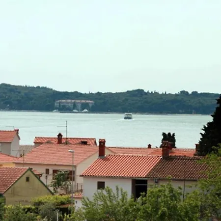 Lighthouse - A2 With Terrace And Seaview * Fažana